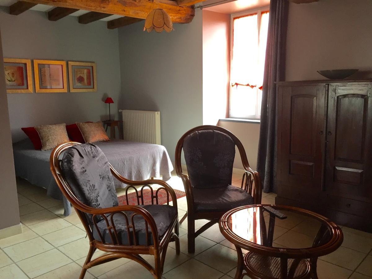 Chambres D'Hotes Les Laitieres Beaurepaire  Exteriör bild